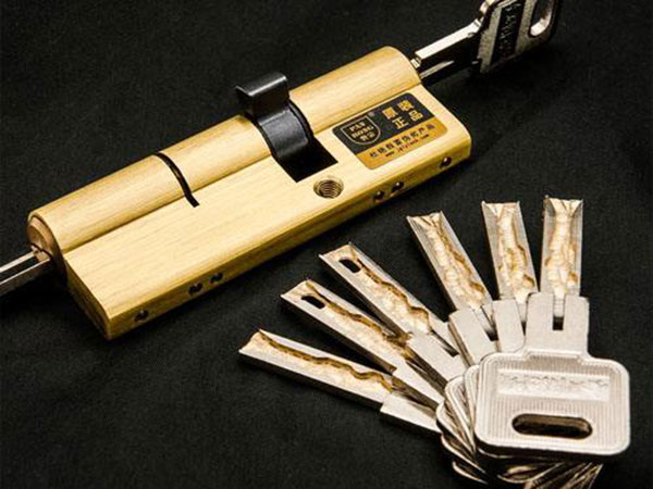 巨鹿24小时上门开锁公司